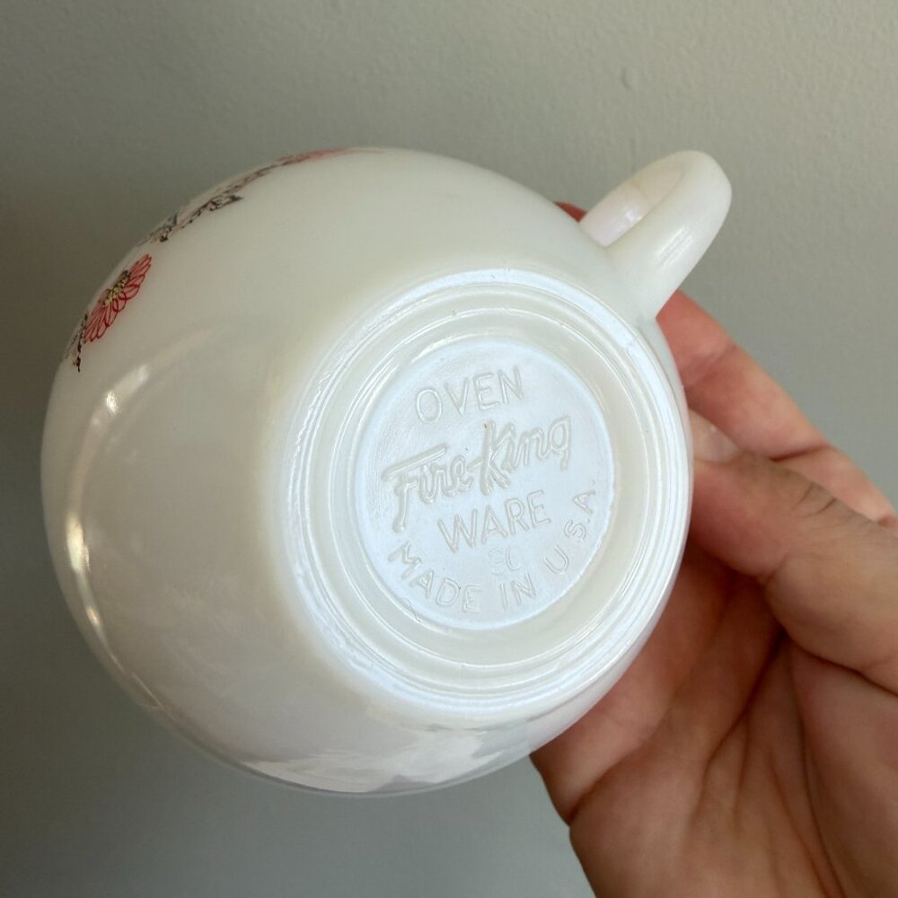 3/$30 🌟 Vintage Fire King 2 Set Fleurette Ovenware Milk Glass Cups - Picture 3 of 9